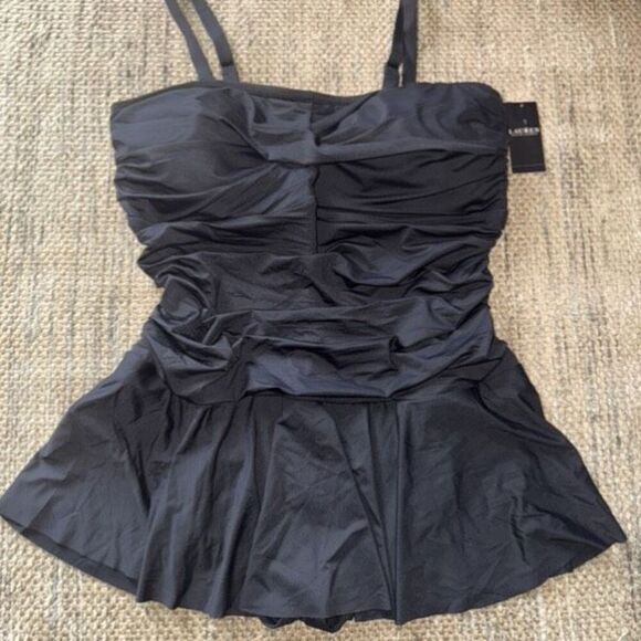 Lauren Ralph Lauren Plus Size Tummy-Control Twist Shirred Underwire One-Piece Sw - Picture 2 of 5